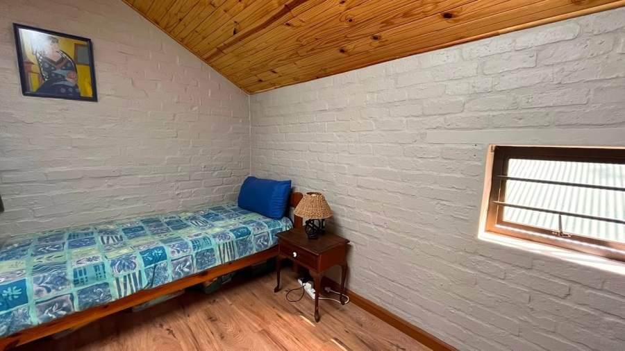 4 Bedroom Property for Sale in Kleinmond Western Cape